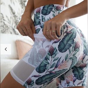 Love Fitness Tropical Paradise Biker Shorts